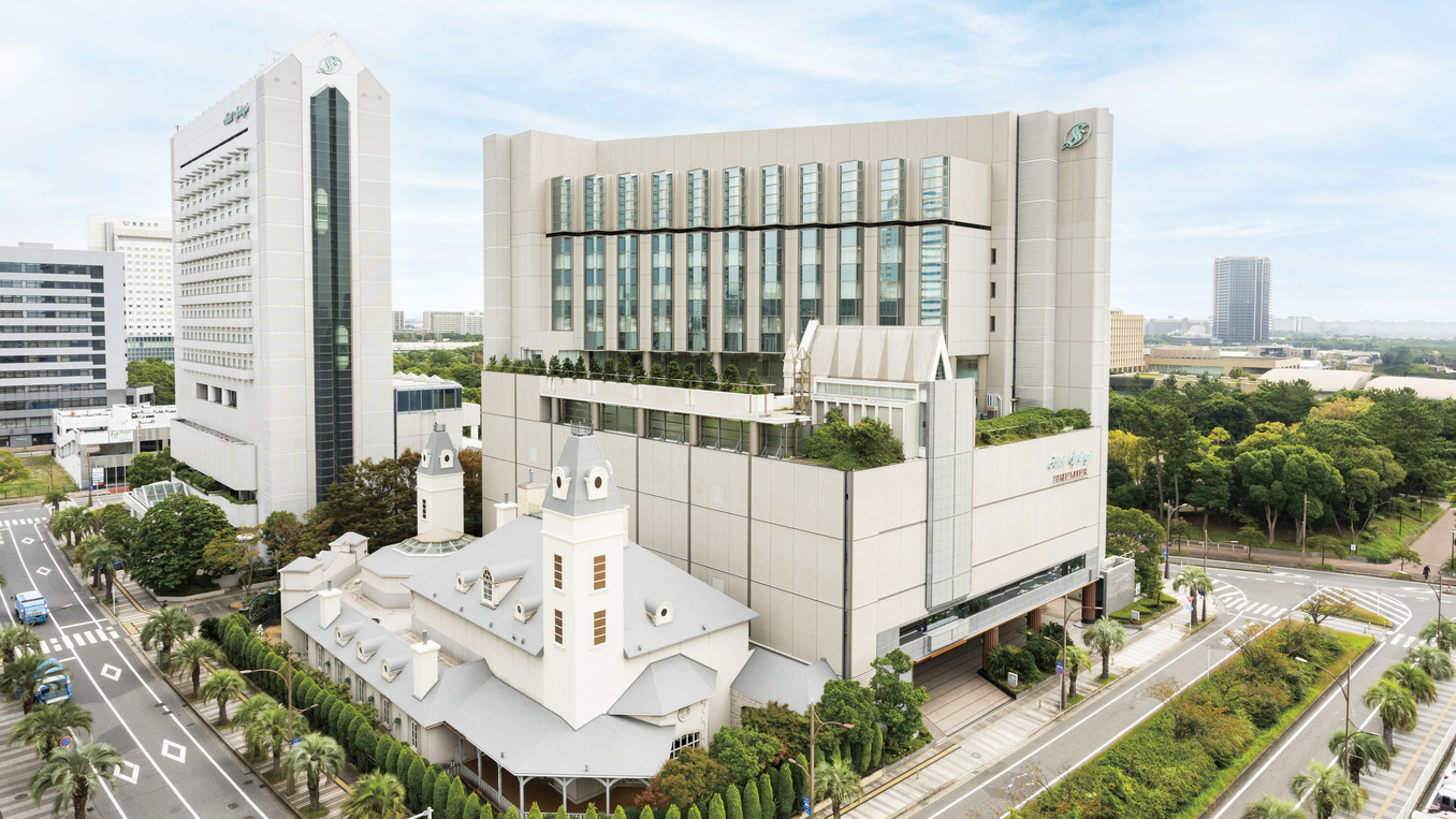 海浜幕張駅からわずか徒歩2分。ご宿泊のゲスト専用のラウンジを有するホテルです。