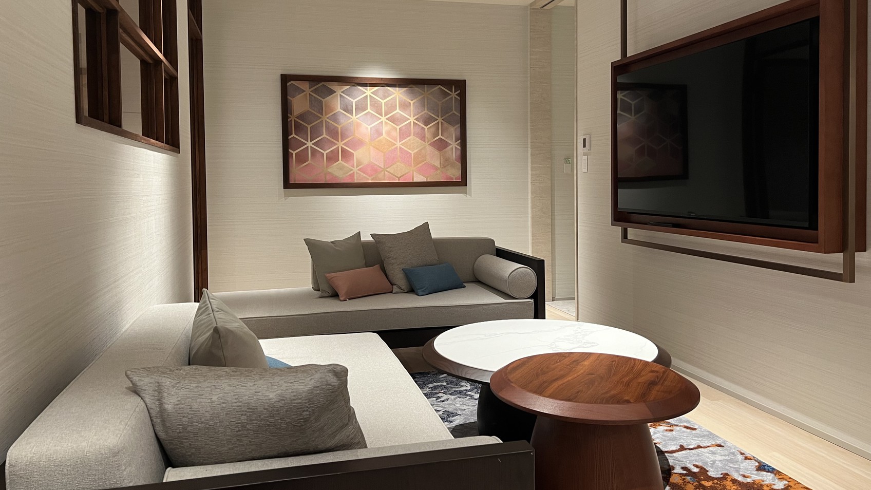 【スイートダブルルーム】 ダブルベッドの禁煙ルーム ※画像は一例です