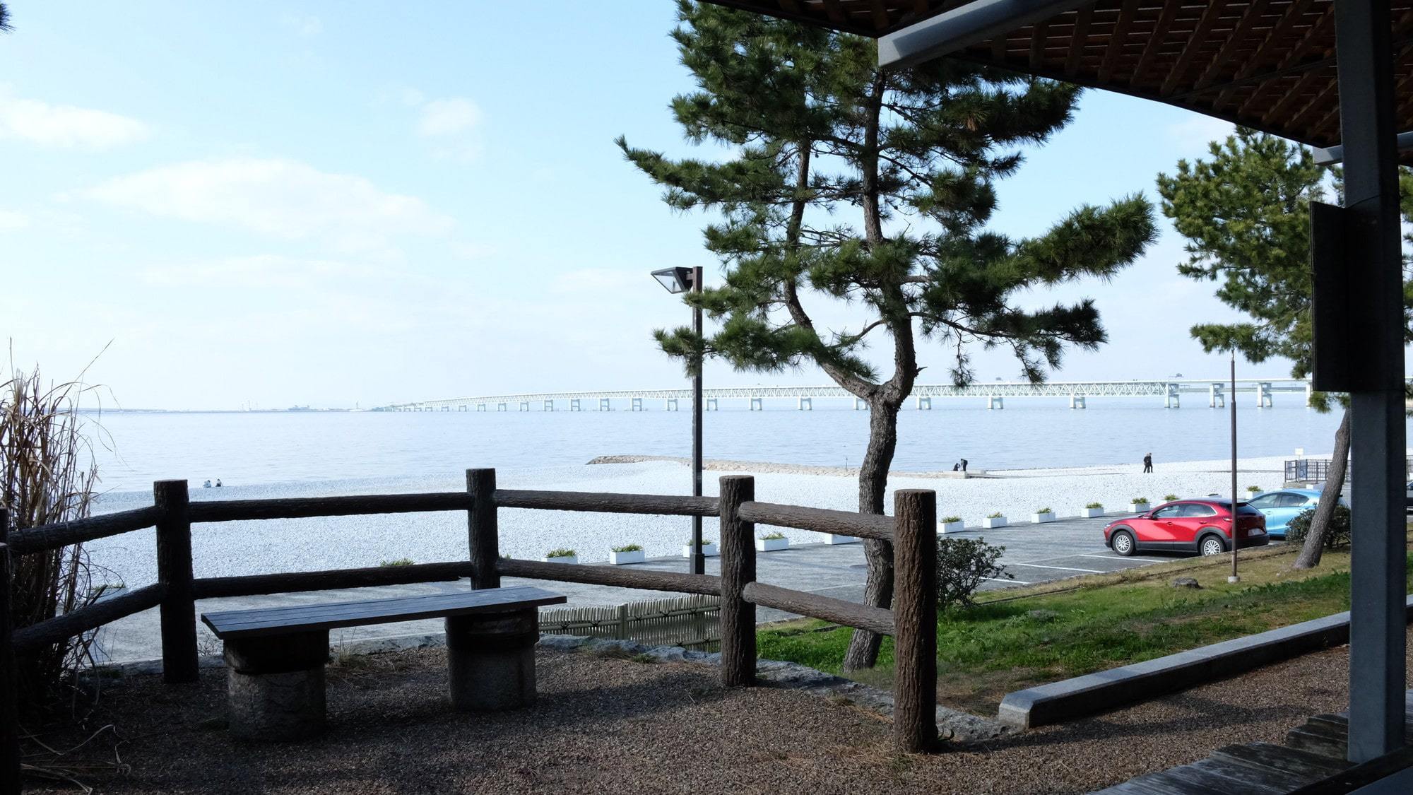 りんくう公園 夕日専用ベンチ