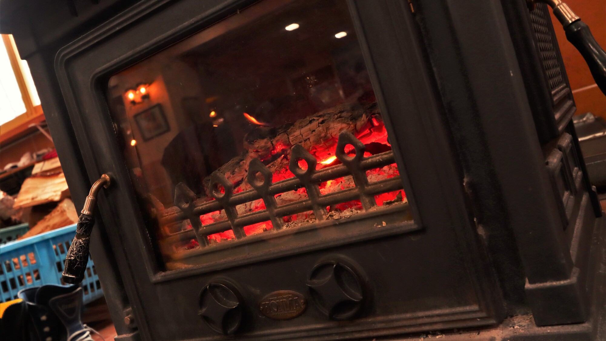 ロビーの暖炉