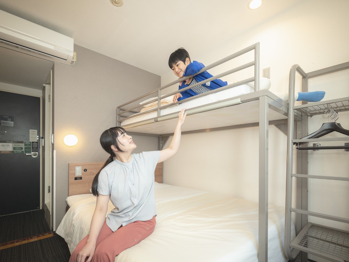 お子様に大人気のロフトベッドです♪