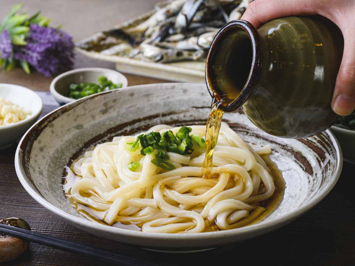 【高松・善通寺インター限定】コシが強くのどごし滑らかなうどん県の香川ならではの味をお楽しみください。