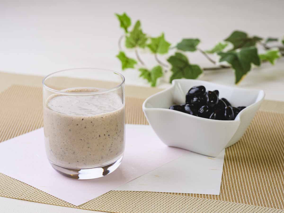 【姫路夢前橋限定】ヘルシーで栄養満点な黒豆をスムージーに。甘さ控えめでさっぱりとしたおいしさです。