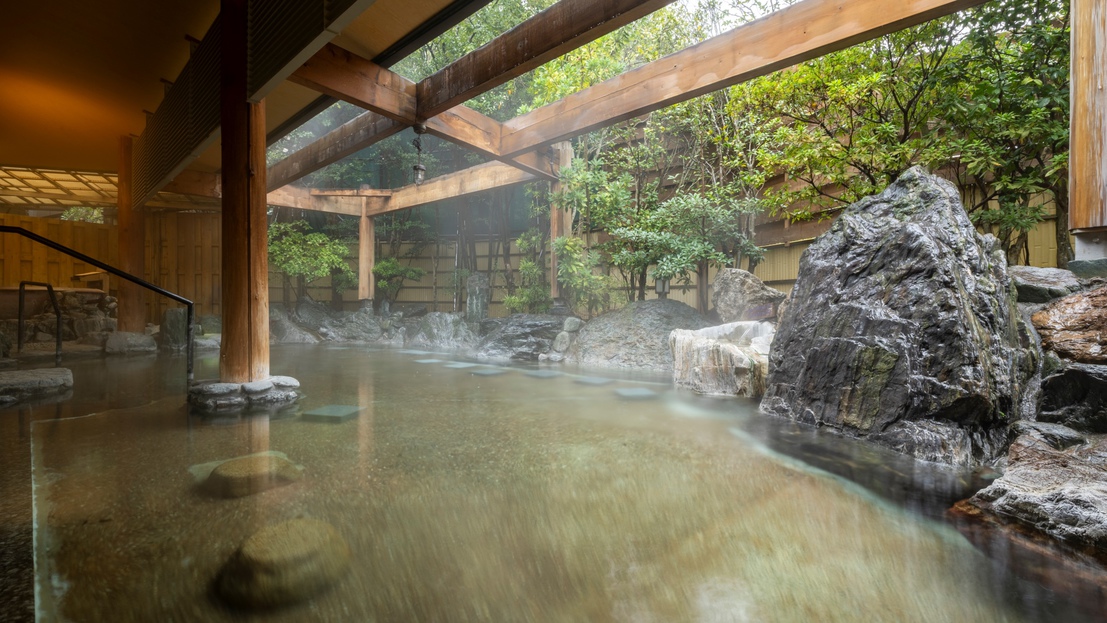 夢殿一の湯庭園露天風呂