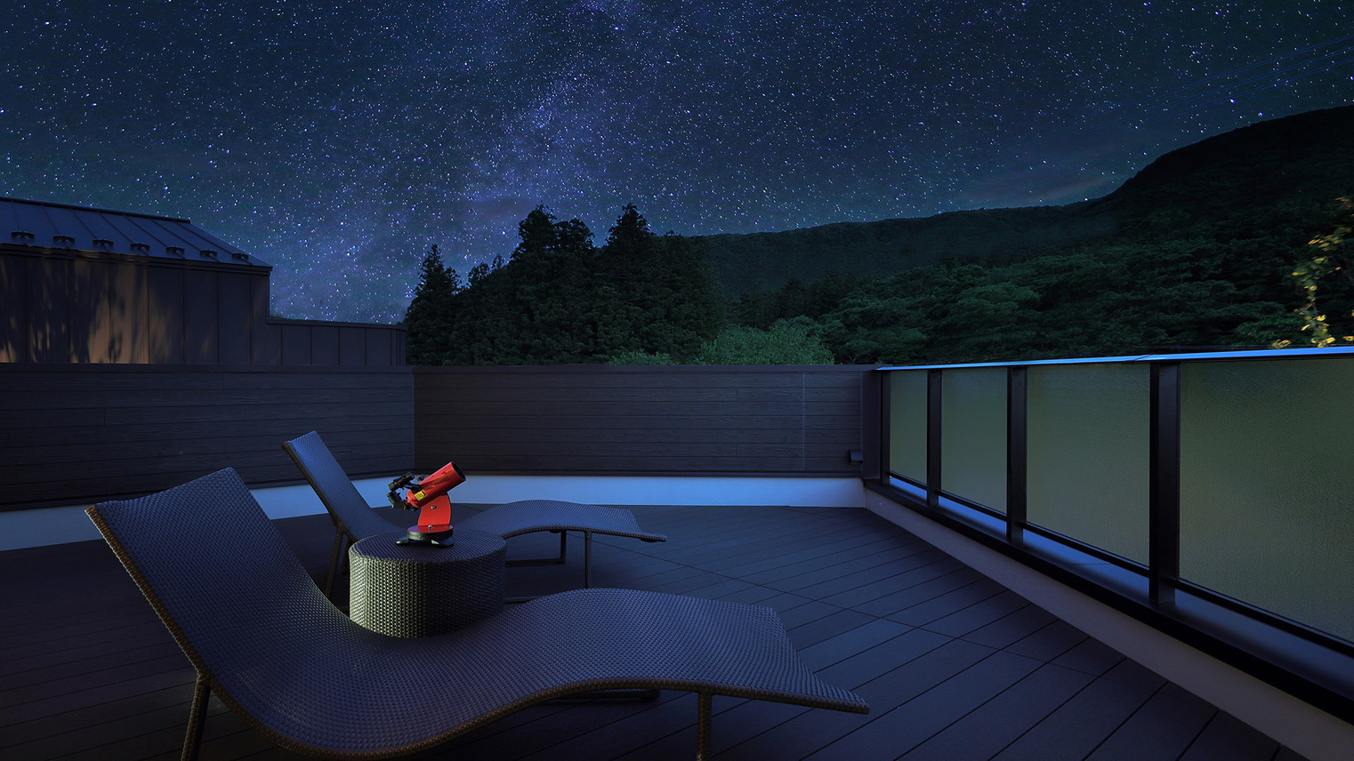 露天風呂付プレミアムヴィラ：2Fテラス