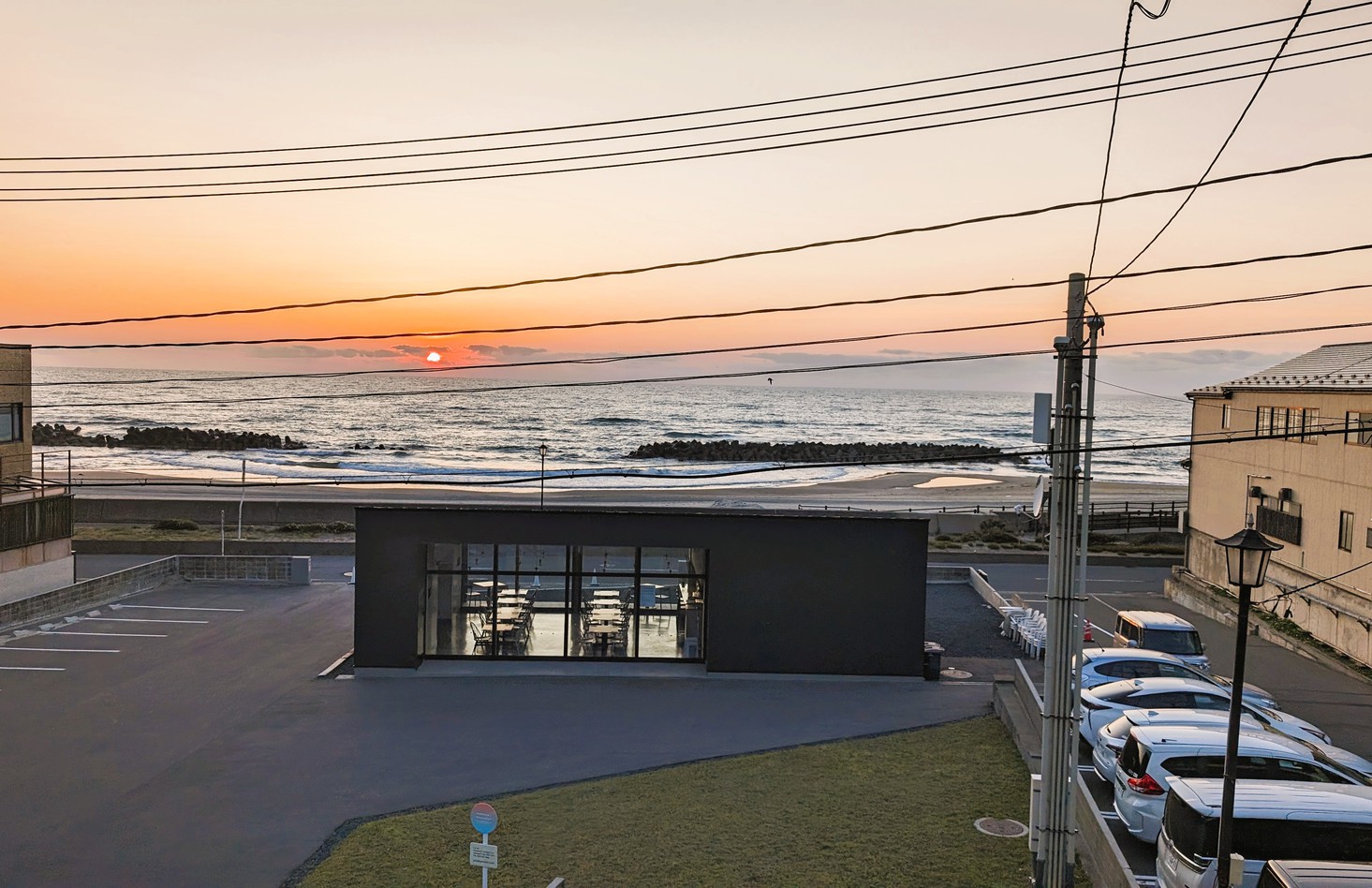 海側の和室からの眺め100年キッチン