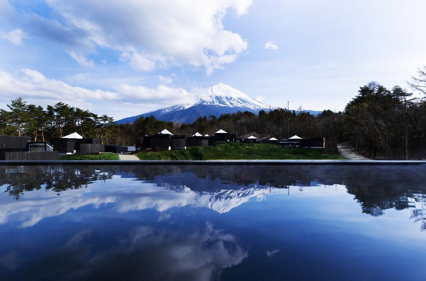 
富士山と外観
