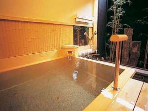 貸切風呂は先着順で要予約有料