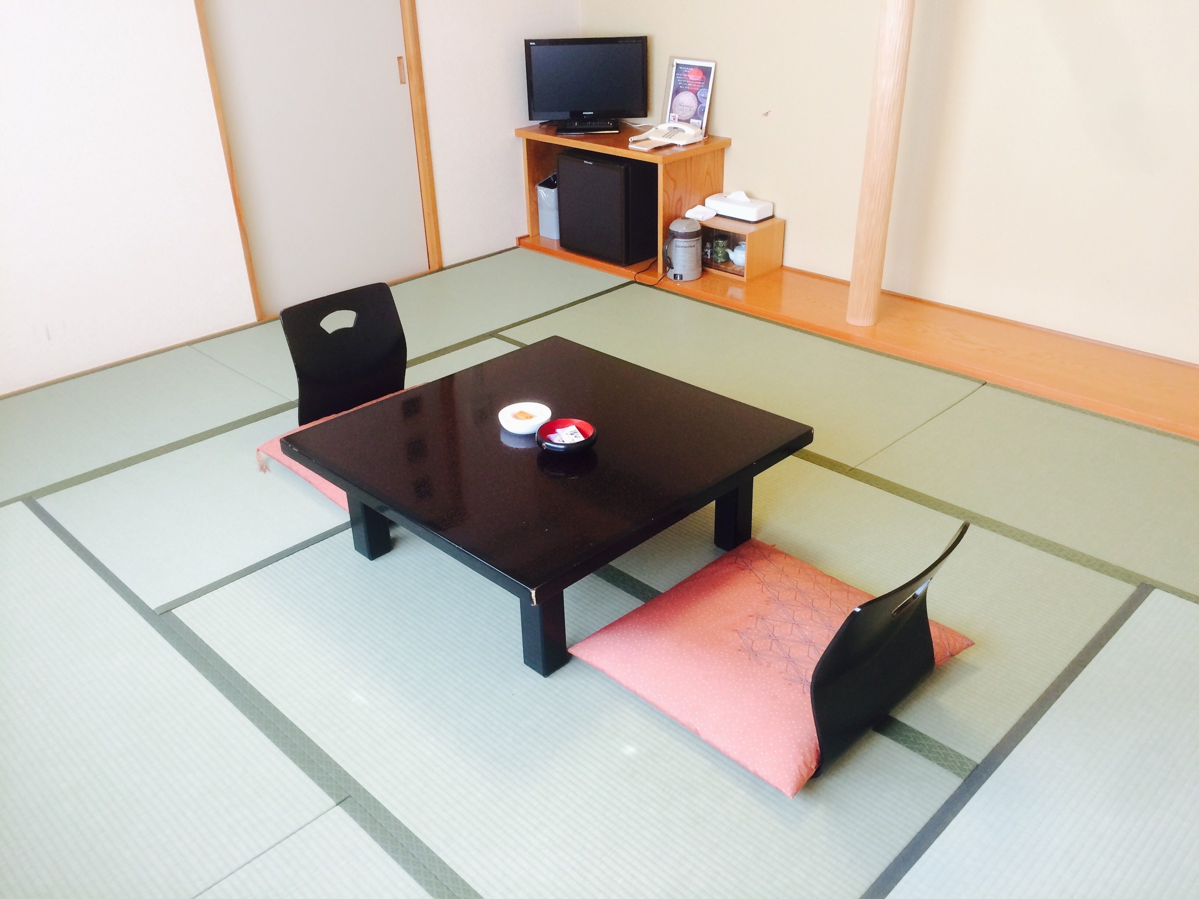 Tokurakamiyamada Onsen Yu no Yado Fukujuso Tokurakamiyamada Onsen Yu no Yado Fukujuso is perfectly located for both business and leisure guests in Nagano. Featuring a satisfying list of amenities, guests will find their stay at the property a 