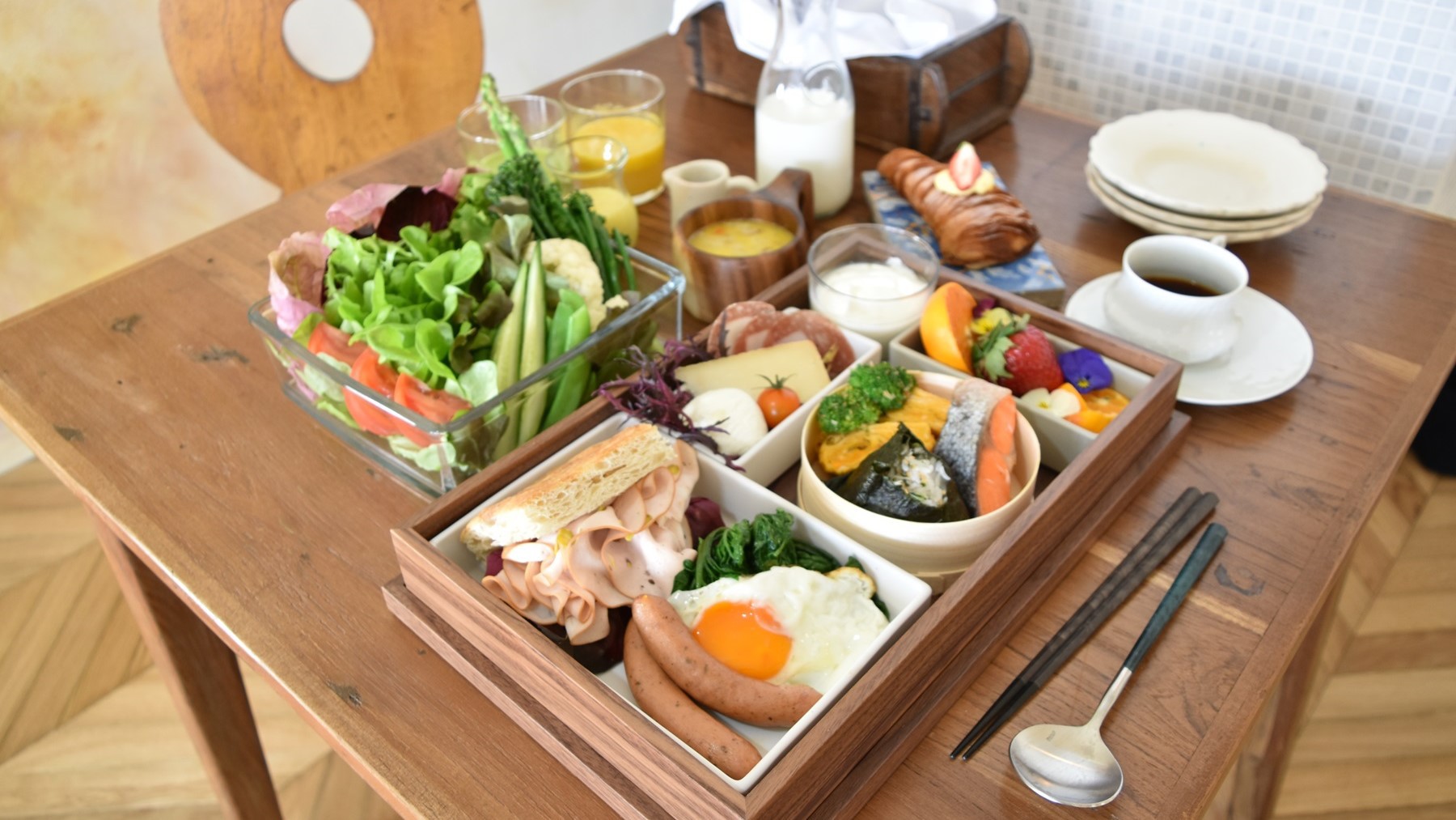 お部屋でゆったりご朝食