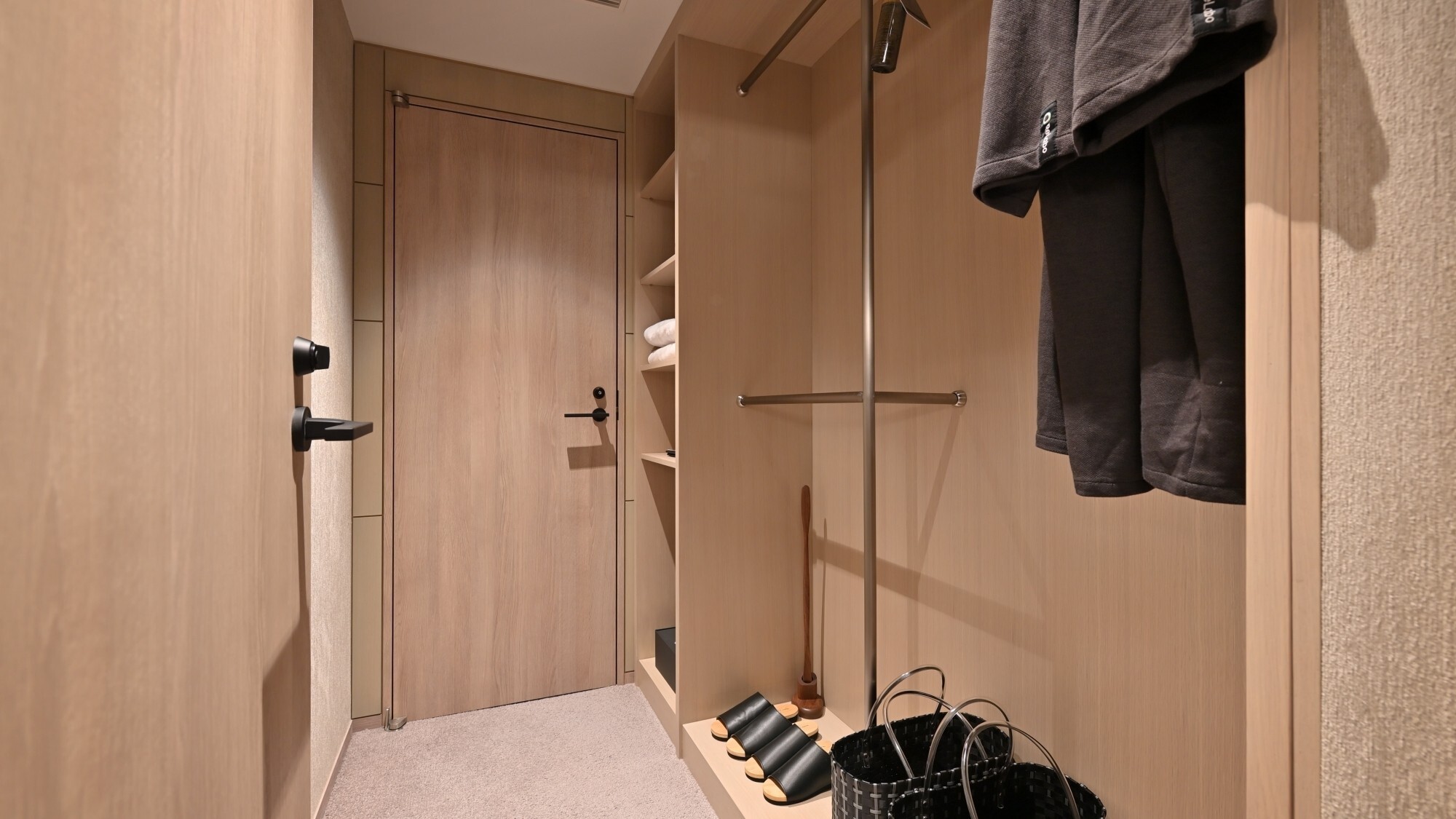 【エンペラースイート】充実のアメニティと備品が快適な滞在をお約束いたします。