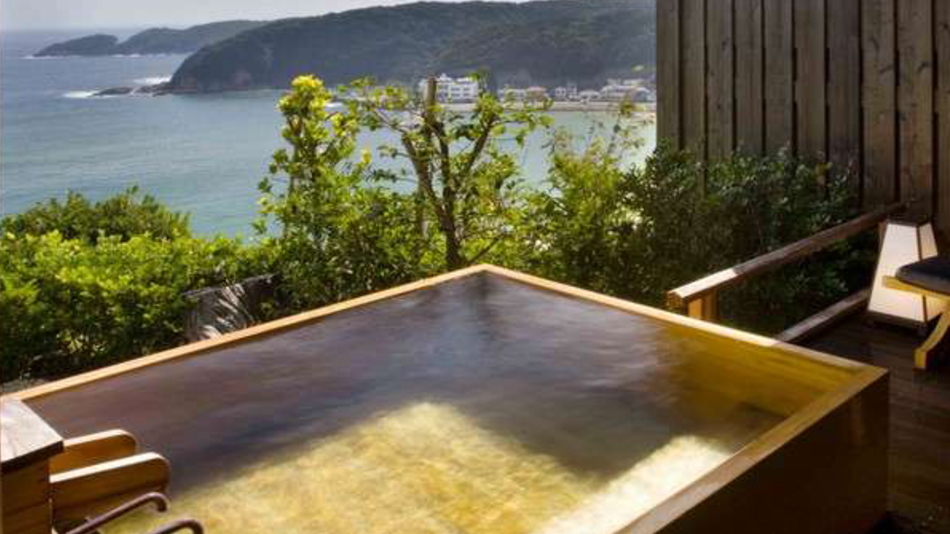 【客室】<源泉掛け流し>露天風呂付客室【檜】534×;950