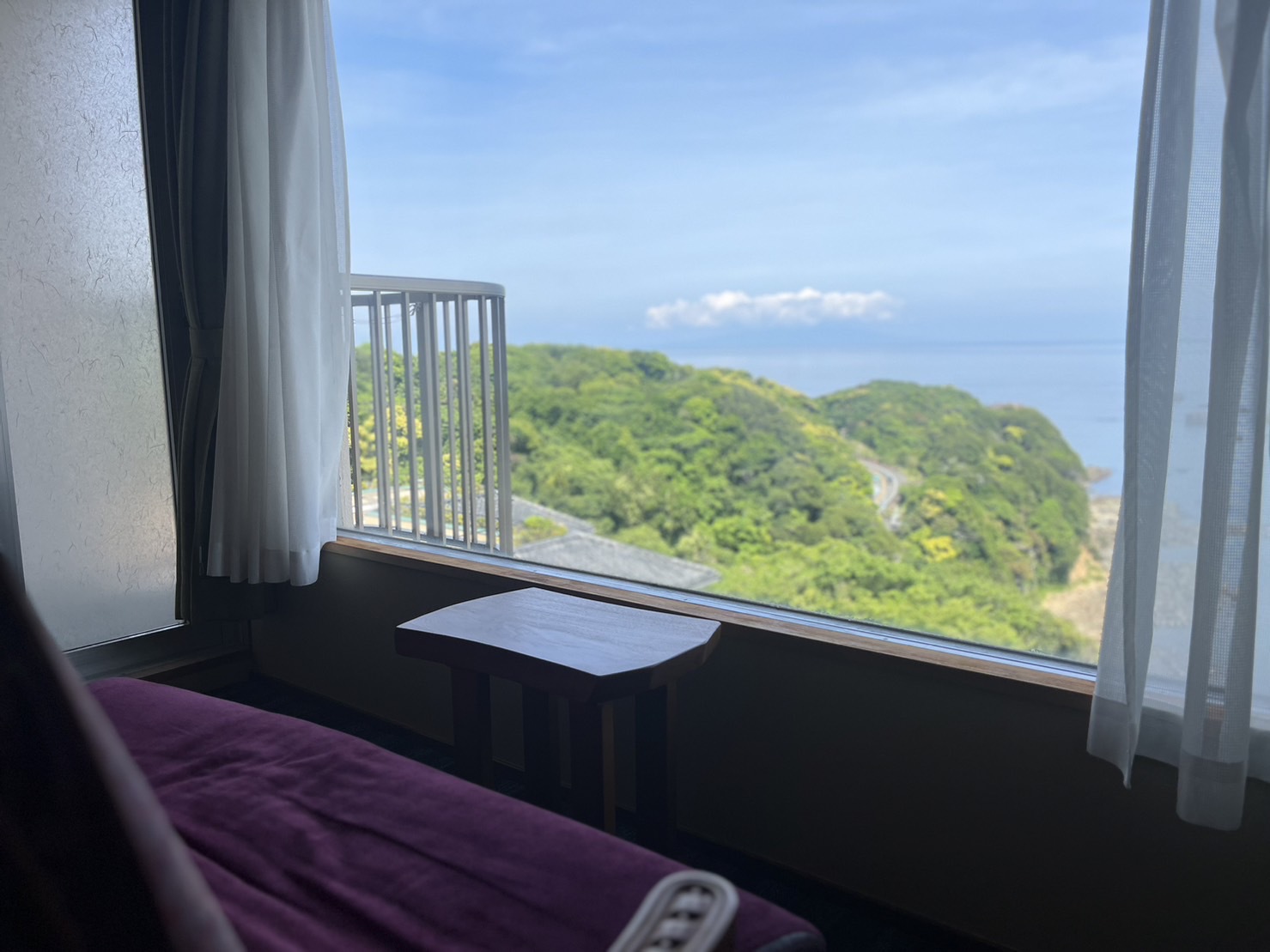 【海側】和室10畳（ツイン）