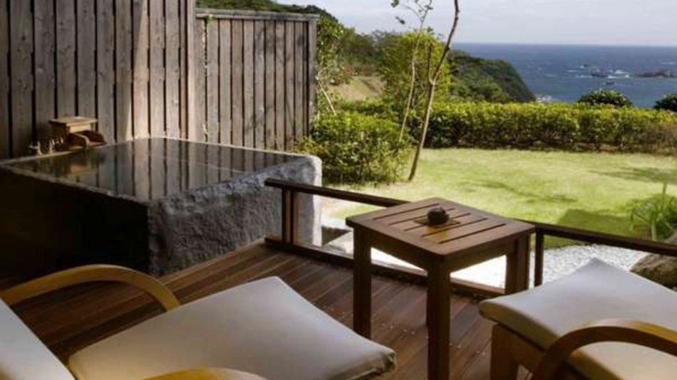 【海側】源泉掛け流し露天風呂付客室＜御影＞（庭園付）