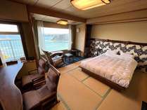 【海側】和室10畳（ダブル）