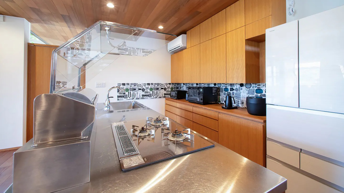  Kitchen