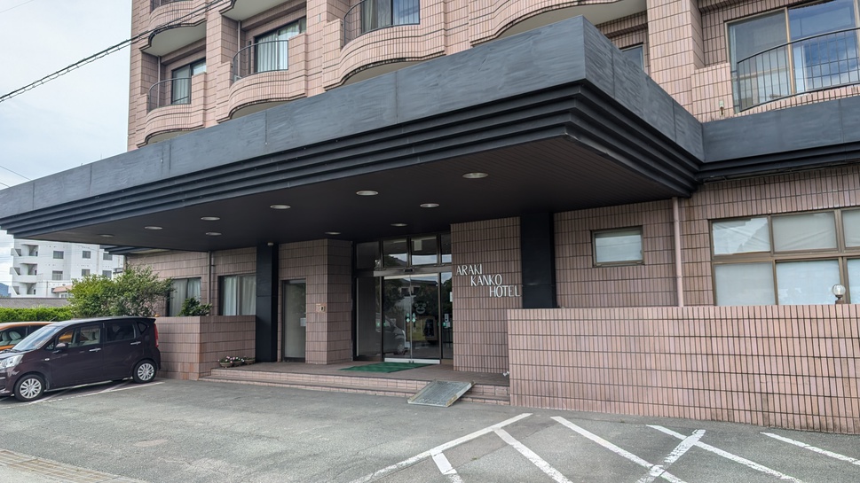 ホテル玄関