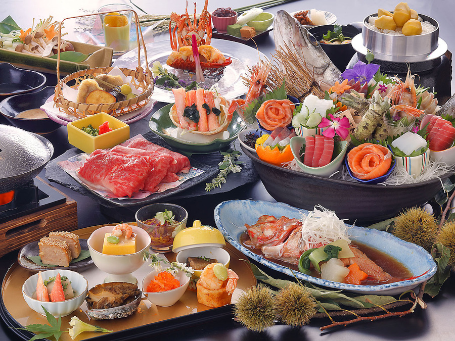 2025年秋 特選料理「幸」お夕食一例