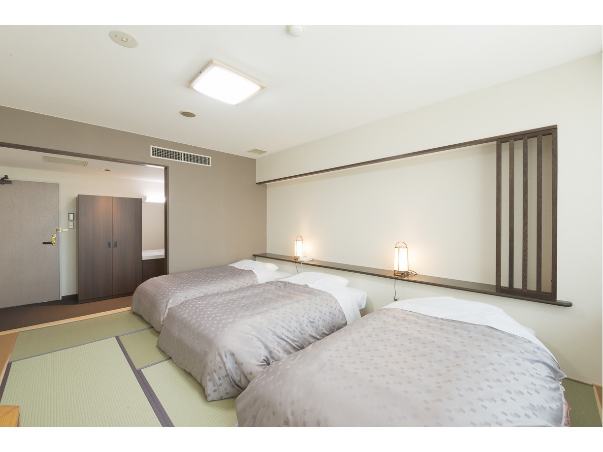 Attamariland Fukabori Niji no Yakata Set in a prime location of Obanazawa, Attamariland Fukabori Niji no Yakata puts everything the city has to offer just outside your doorstep. The property offers a wide range of amenities and perks to 