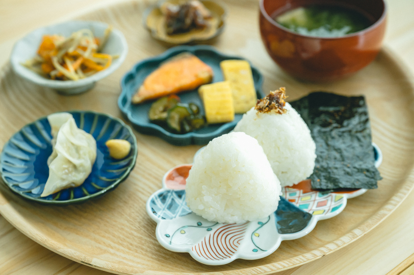 朝食【おにぎりセット】