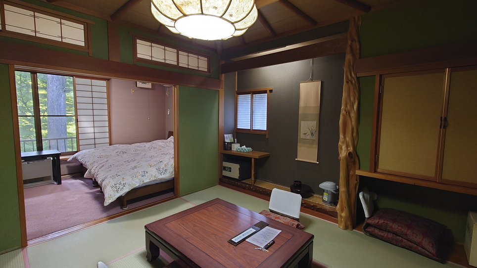 *和洋室10畳／寝具にベット2台を兼ね備えたお部屋は洋室派のお客様にもおすすめ