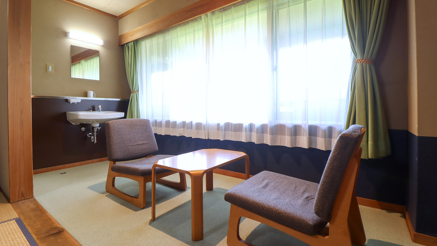 #おまかせ和室広縁部分に洗面所が付いています