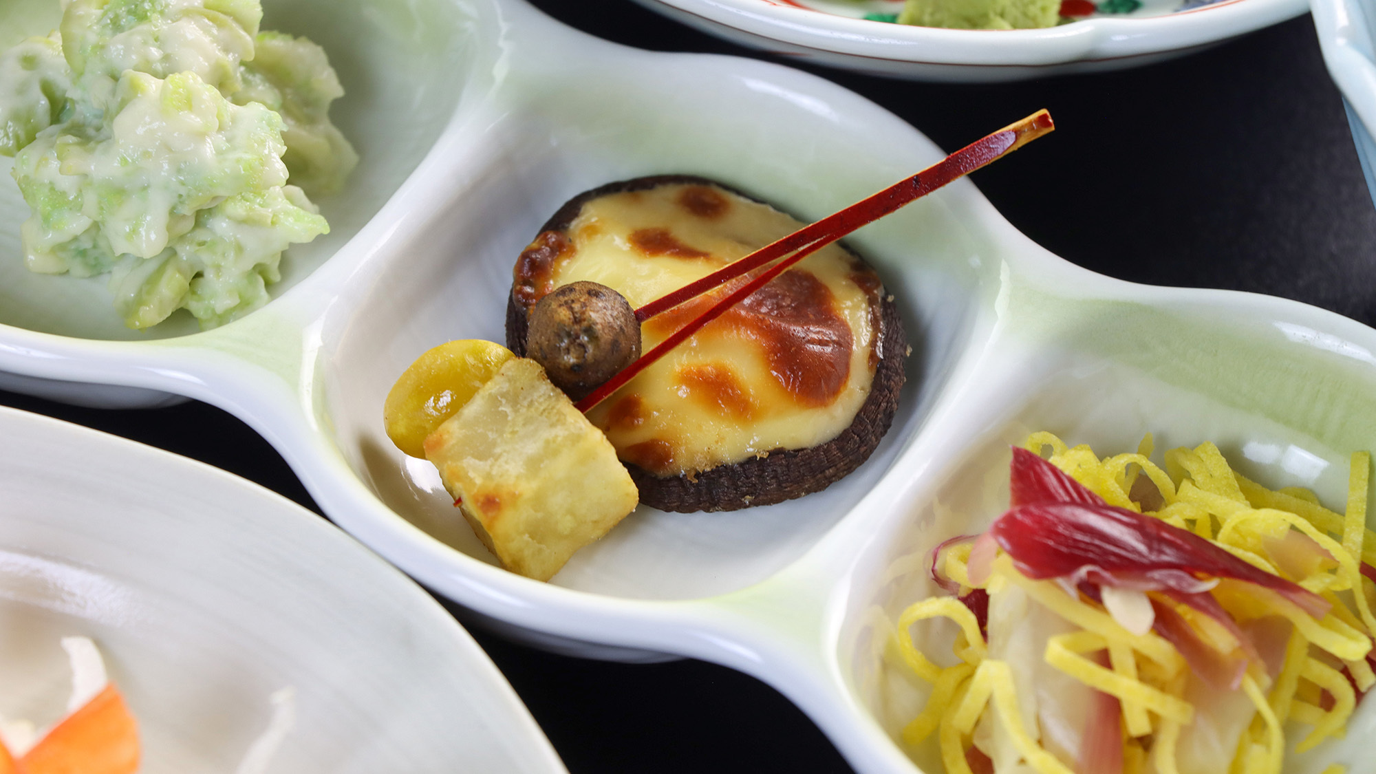 #夕食一例彩り豊かな前菜3種盛り合わせです