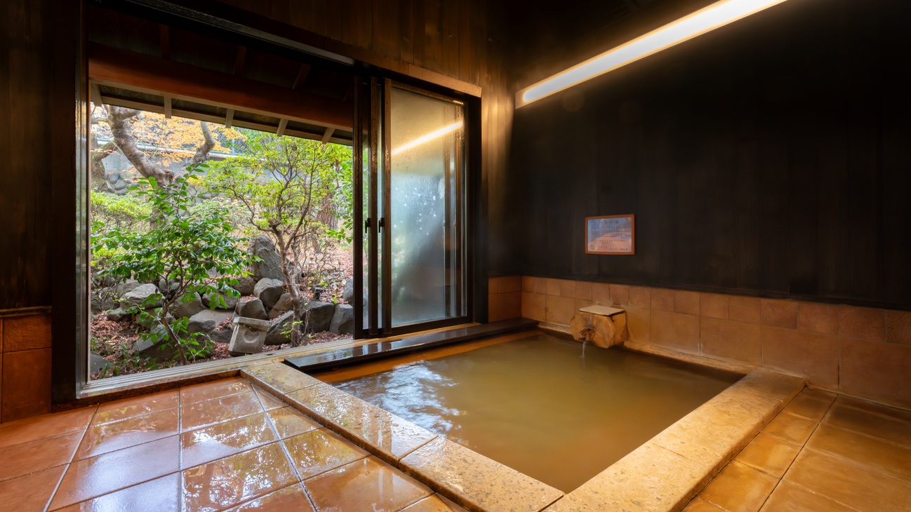 【貸切温泉・花雛】親しい間柄の方とだけ、ゆっくり楽しんでいただける４つの貸切風呂がございます。