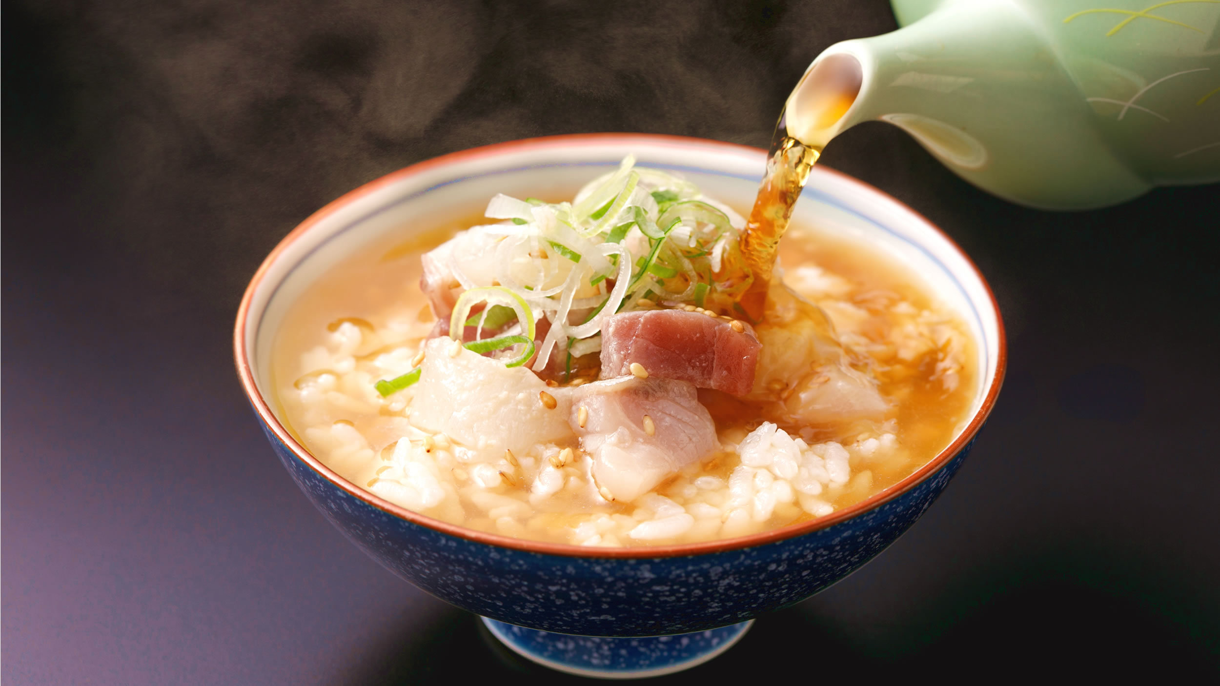 大分の郷土料理「りゅうきゅう」に出汁をかけて「りゅうきゅう出汁茶漬け」