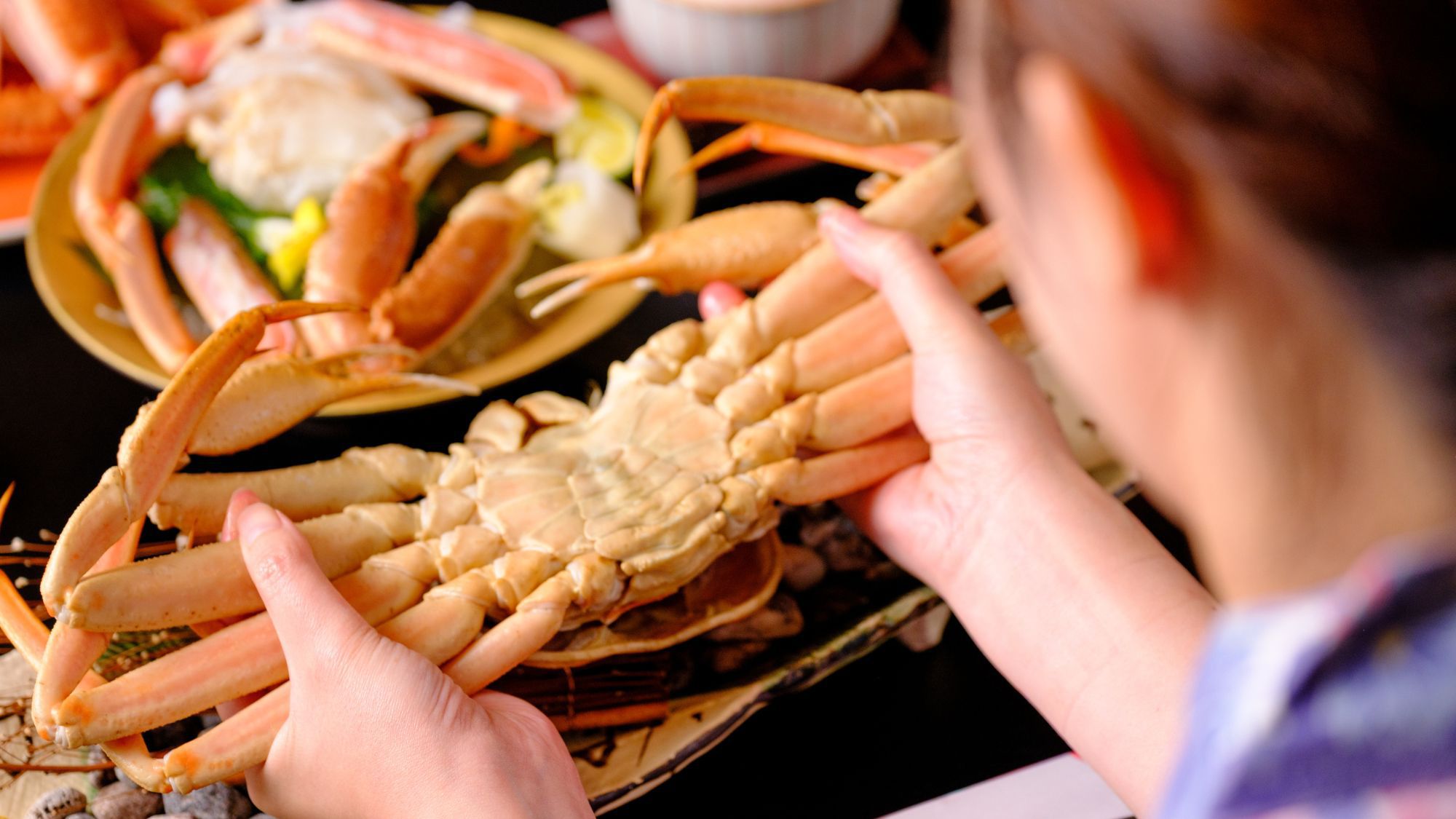 【ずわいがにの姿盛】圧倒的な存在感と、カニ本来の旨味を最もシンプルかつ濃厚に味わえる！