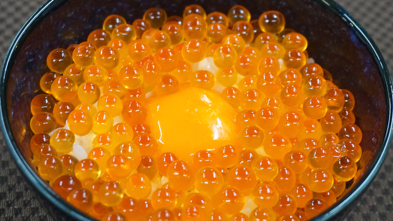【朝食】卵かけご飯を自分なりにアレンジ♪※具材は日替わりです。