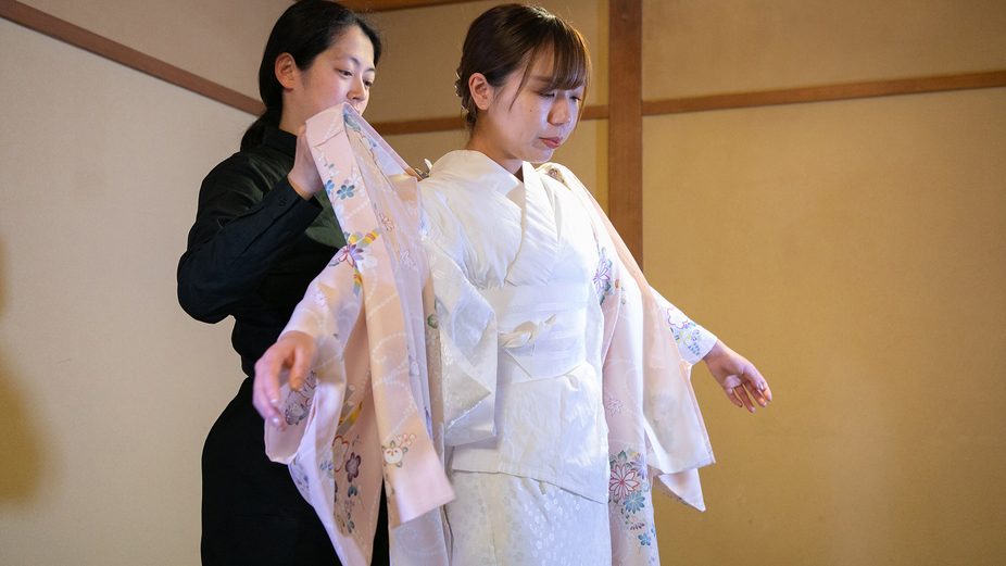 着物で京都の町を散策！皆様より好評の着付け特典付きプランイメージ