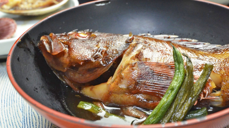 *【夕食】一例。旬の魚介類を使って。安乗は的矢湾の先端。常に新鮮な魚介類がいっぱい。