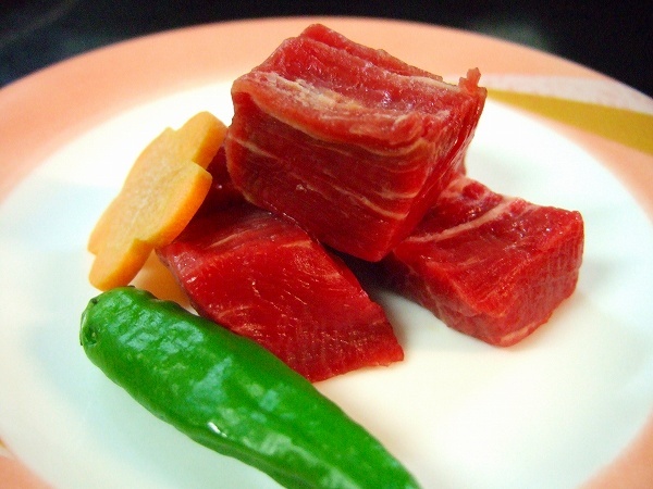 油物・牛のコロコロステーキ