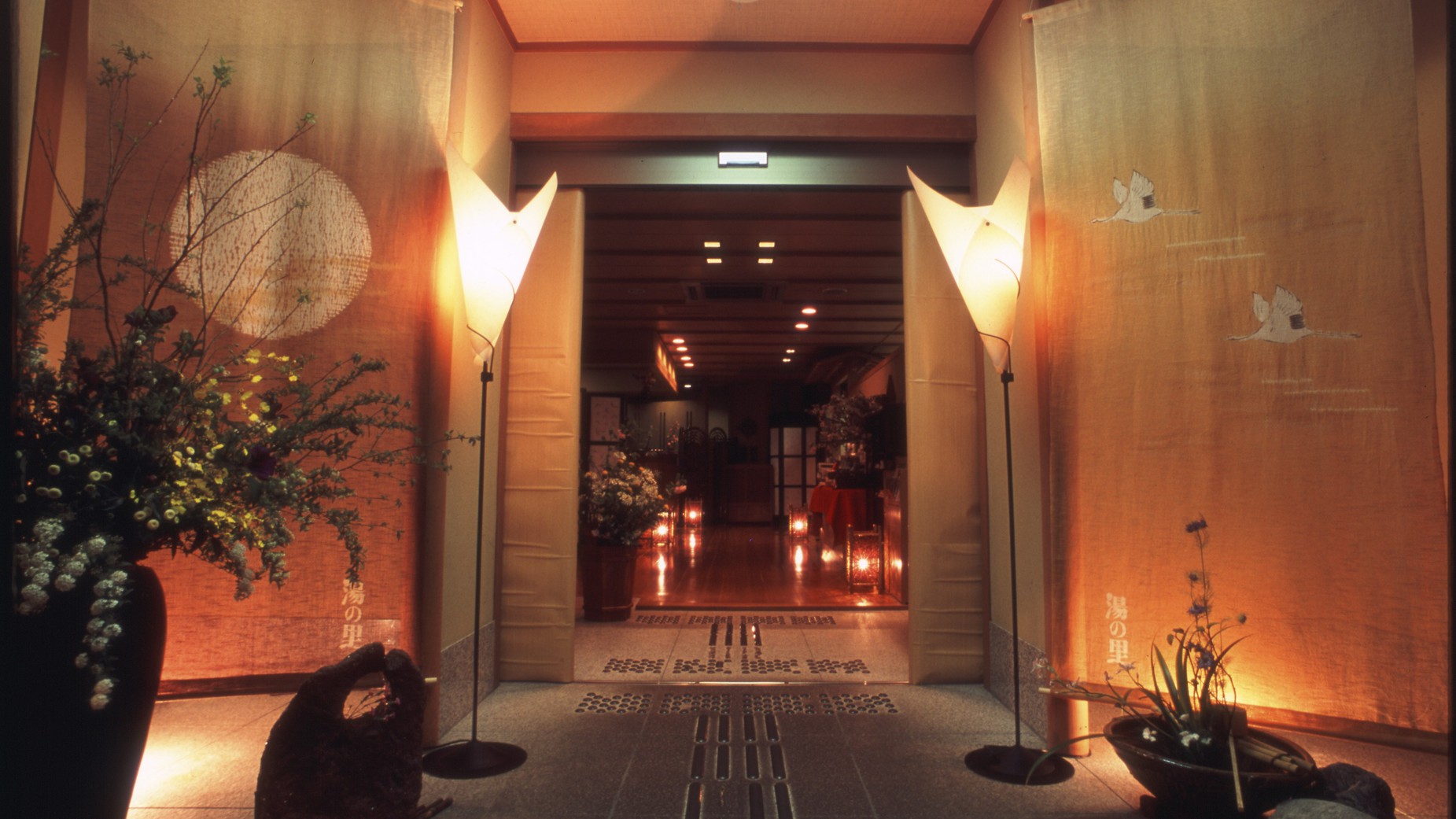 湯の里_玄関