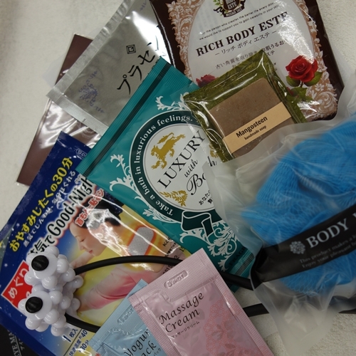 プラン特典｜美活&快眠グッズ、どーんと全部プレゼント！（イメージ）