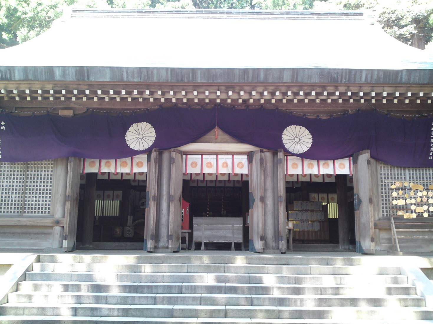 佐渡一の宮度津（わたつ）神社