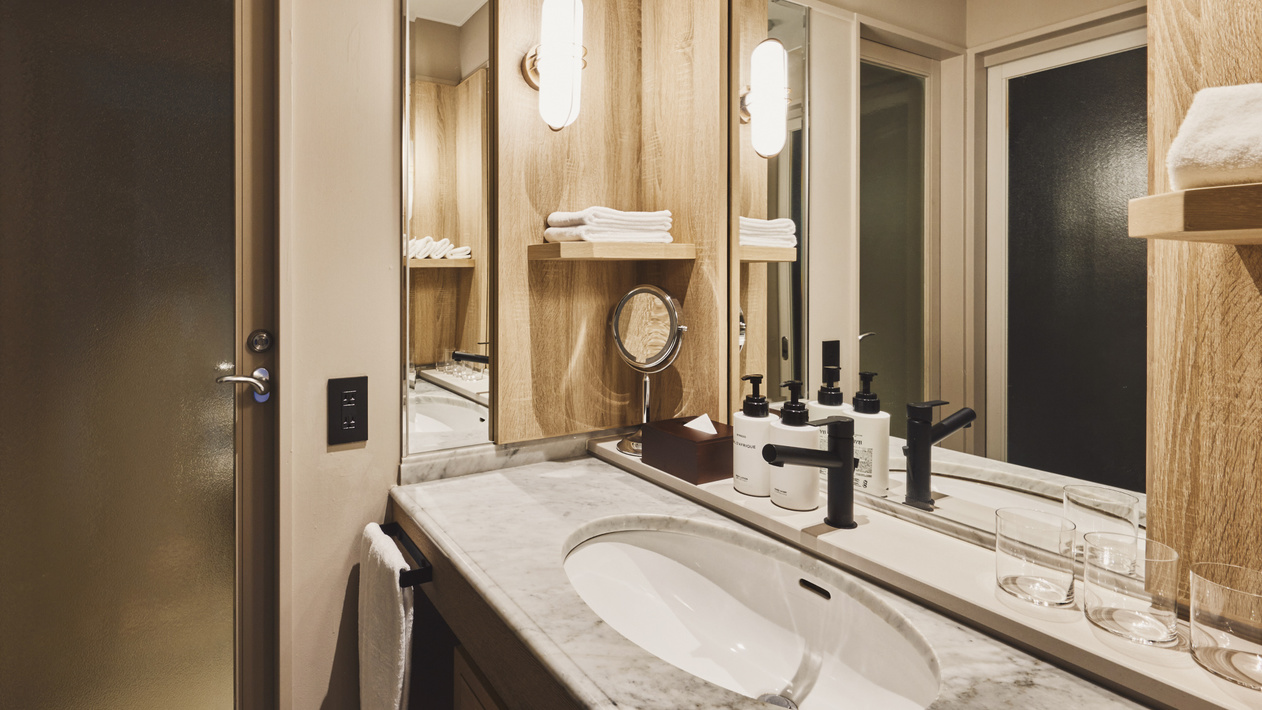 ベーシン（オーシャン／コーラル ウィング）