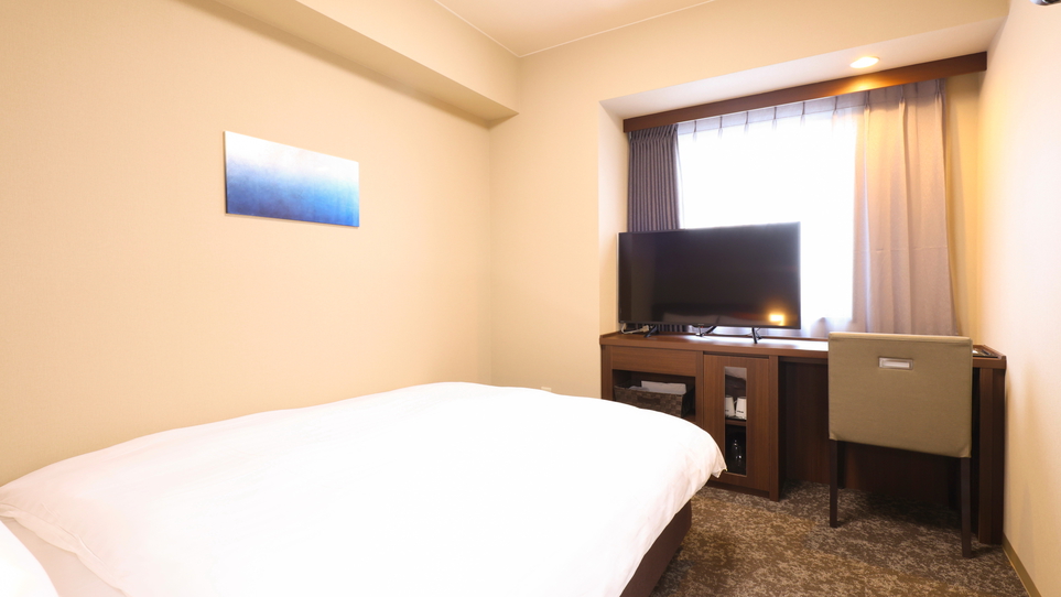 ダブルルーム【禁煙のみ】(140×;195センチ×;1台)約16平米デスクタイプユニットバス付