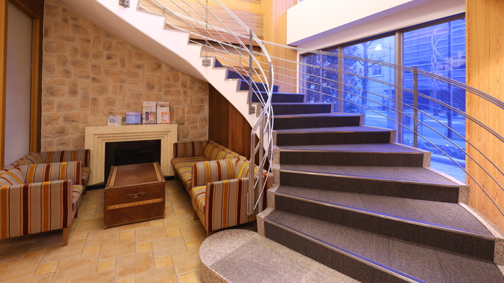 フロントロビー