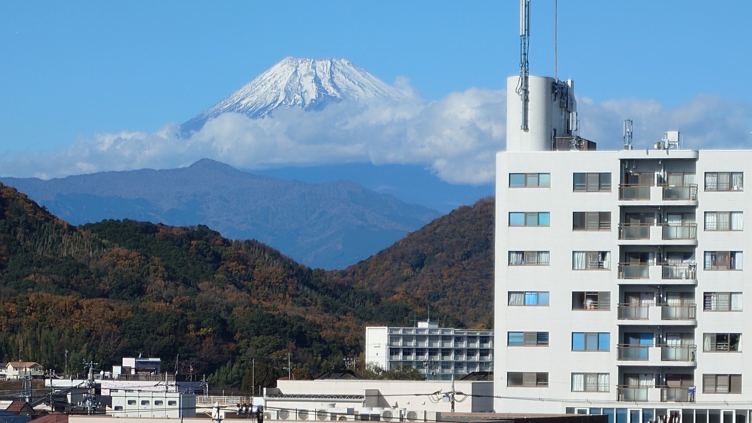 【富士山側シングルルーム】客室からの景色(一例)
