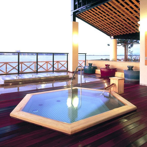This photo about Katayamazu Onsen Kaga Kanko Hotel shared on HyHotel.com