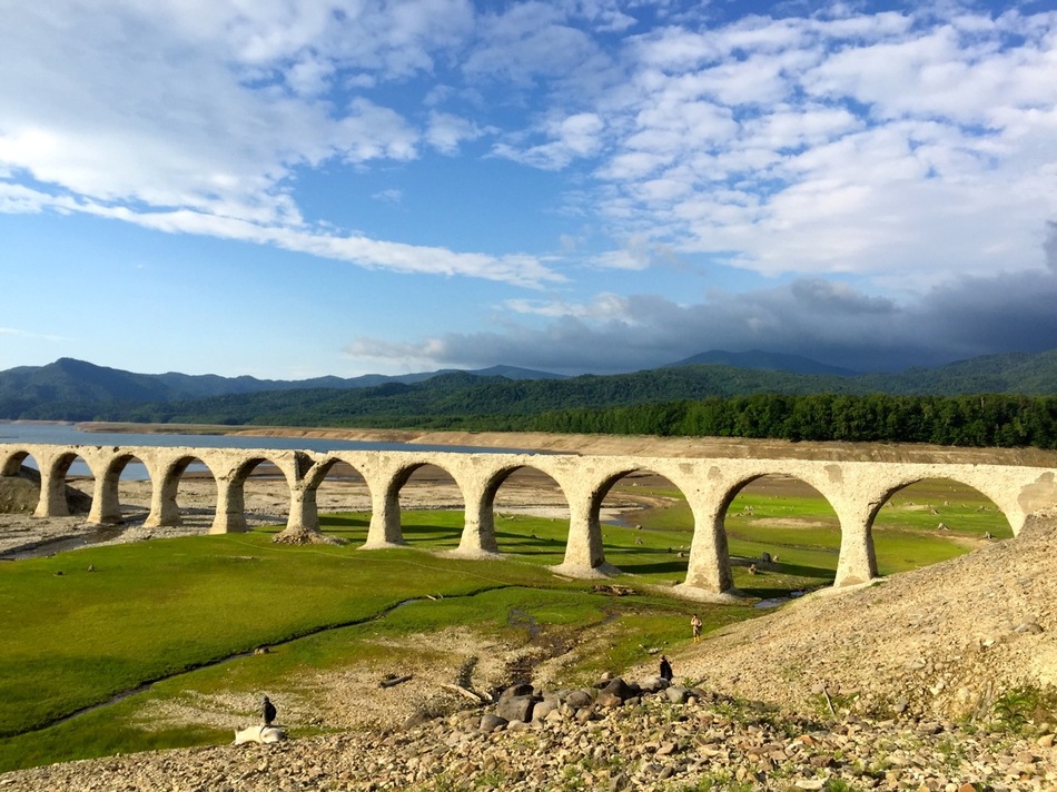 タウシュベツ川橋梁。