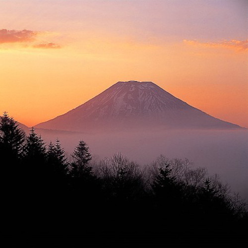 雄大な羊蹄山