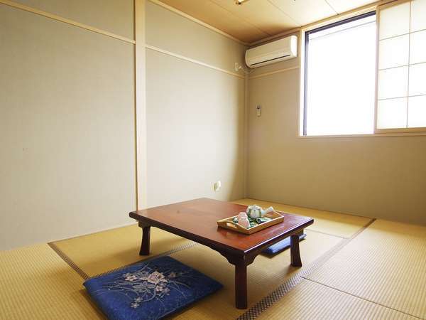 Wakasatakahama Your Resort Kousen Ideally located in the Takahama area, Wakasatakahama Your Resort Kousen promises a relaxing and wonderful visit. The property has everything you need for a comfortable stay. All the necessary faciliti