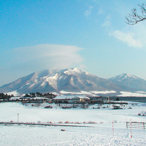 蒜山三座の雪化粧