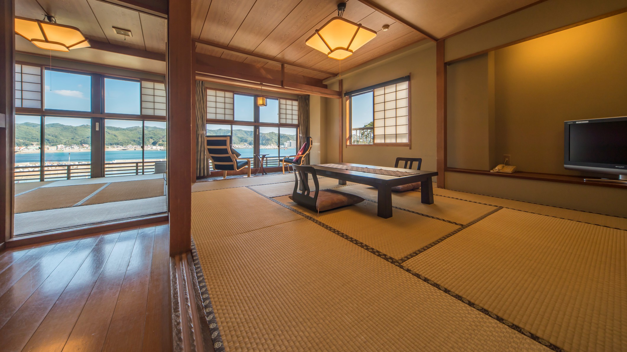 Kominato Onsen Miiri no Yu Homeiden Set in a prime location of Onjuku, Kominato Onsen Miiri no Yu Homeiden puts everything the city has to offer just outside your doorstep. Featuring a satisfying list of amenities, guests will find thei