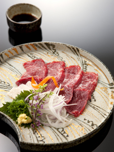 郷土料理／馬刺し