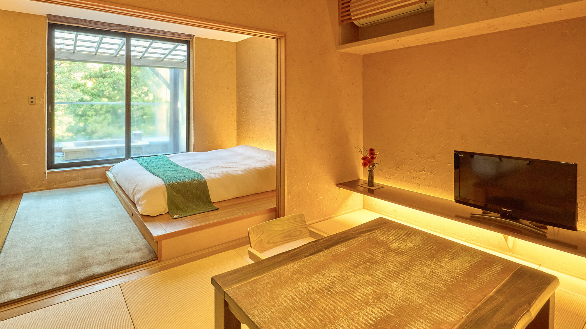 ・【萌黄（もえぎ）】6畳和室とダブルのベッドルームをあつらえたお部屋です