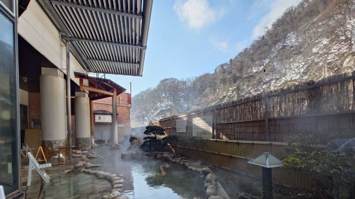 白岩の湯露天風呂（冬）